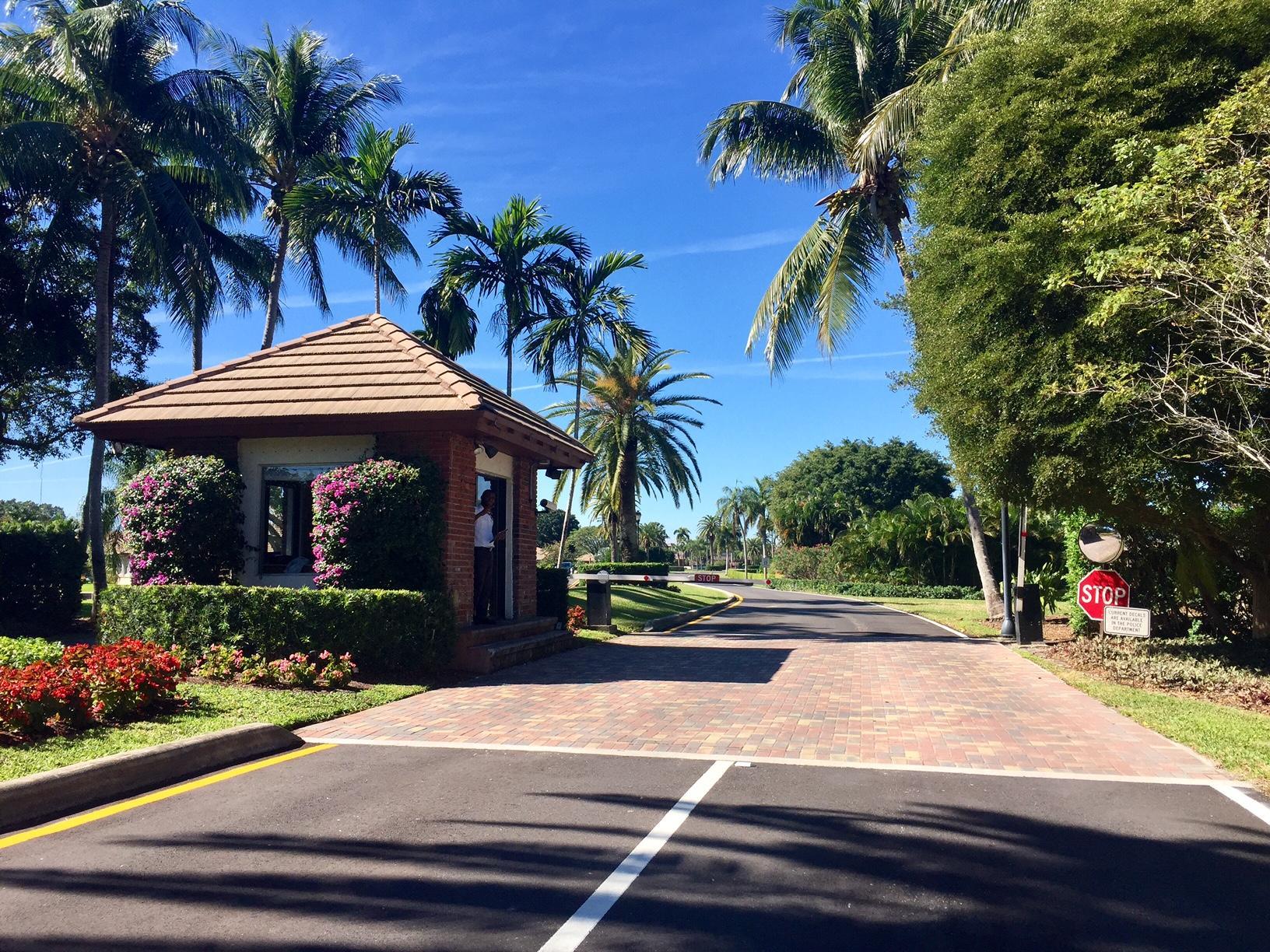 ATLANTIS SHERBROOKE VILLA - Residential