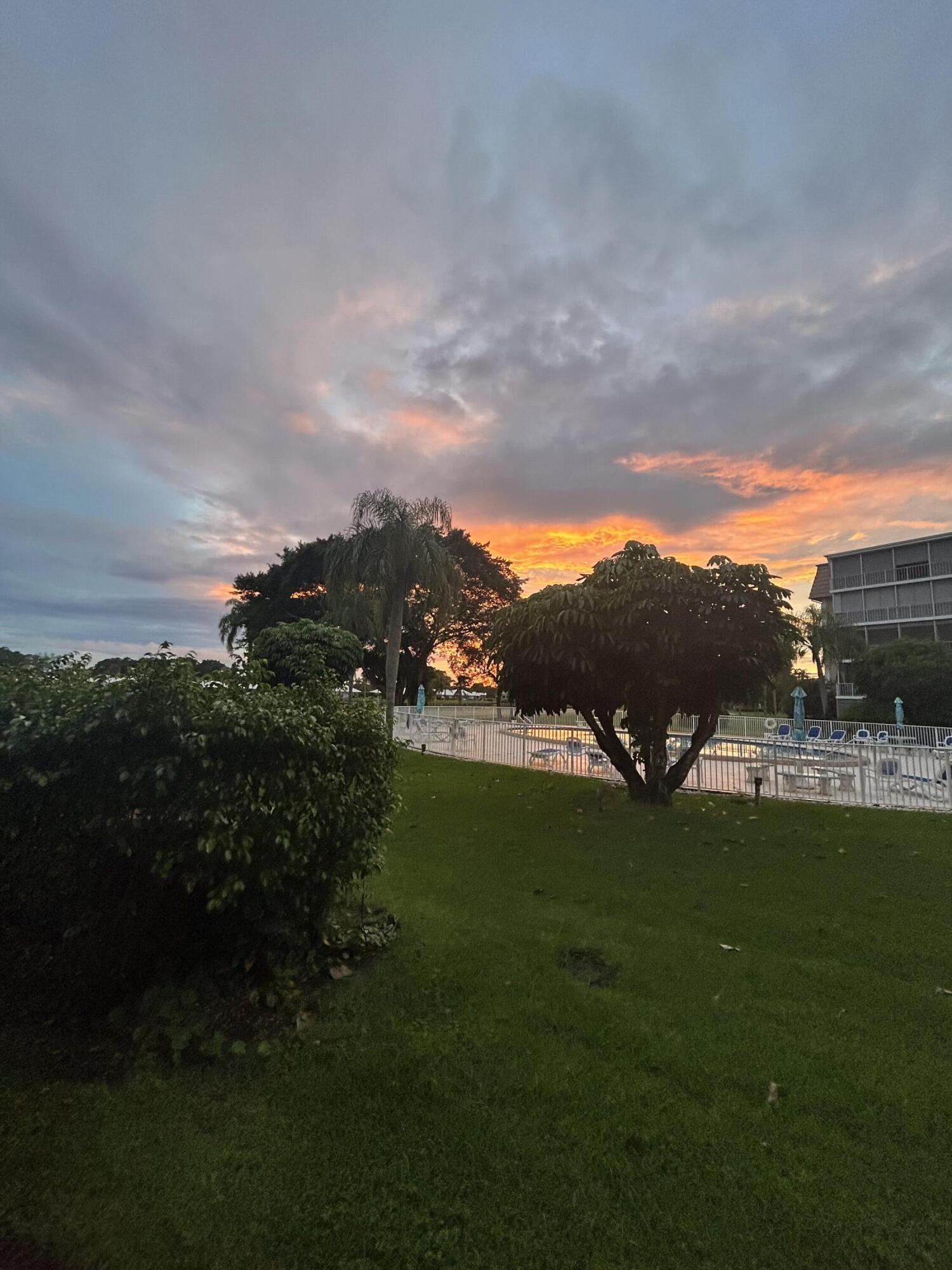 ATLANTIS SHERBROOKE VILLAS EAST CONDO - Residential