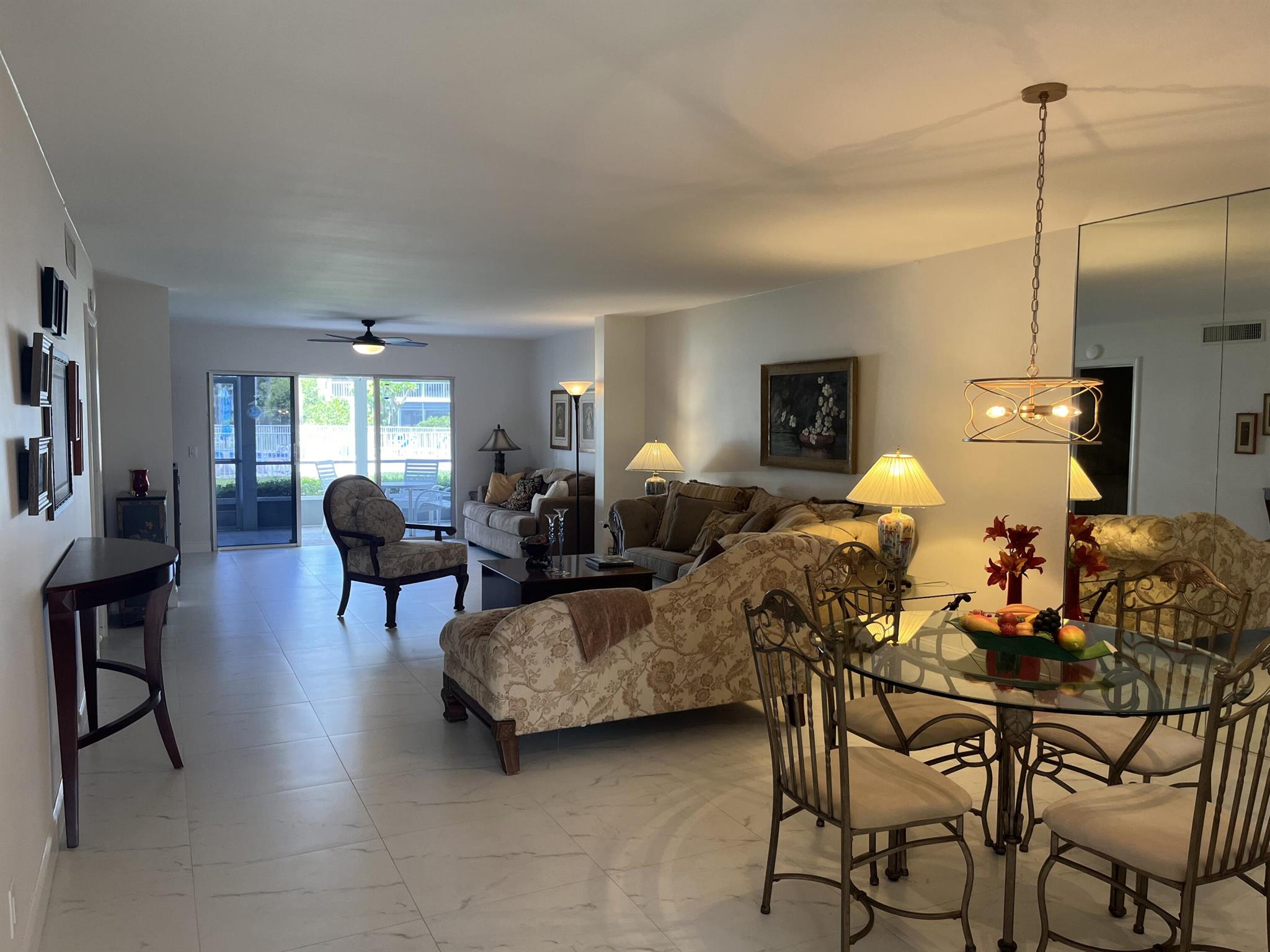ATLANTIS SHERBROOKE VILLA - Residential