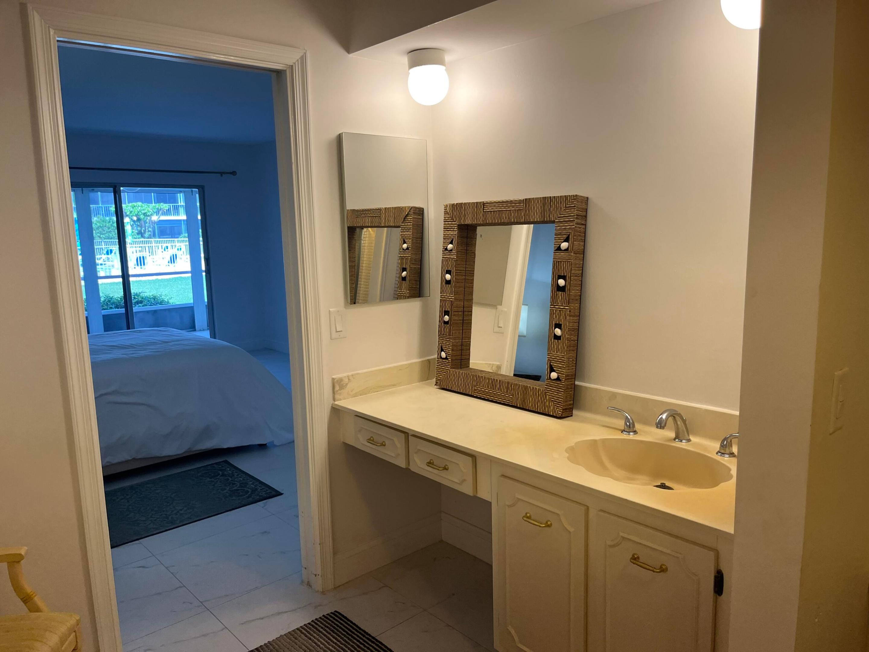 ATLANTIS SHERBROOKE VILLAS EAST CONDO - Residential