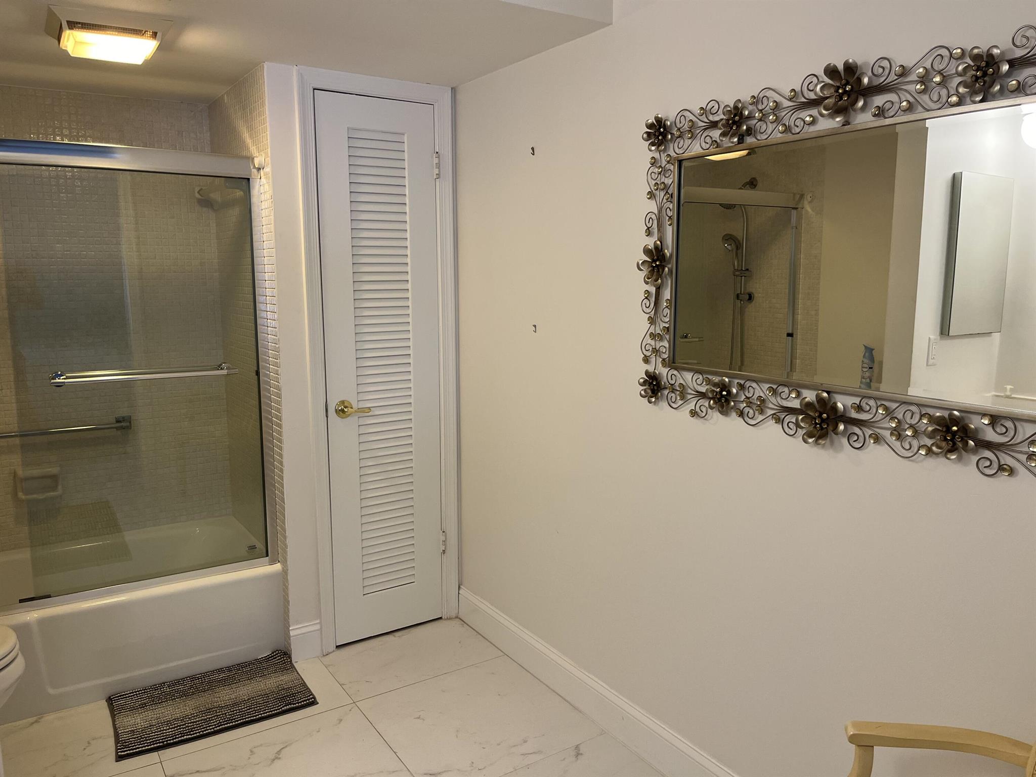 ATLANTIS SHERBROOKE VILLA - Residential