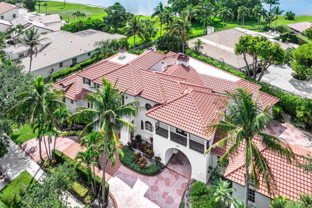 Photo of 2 Firestone Circle, West Palm Beach, FL 33401 (MLS # B26049328)