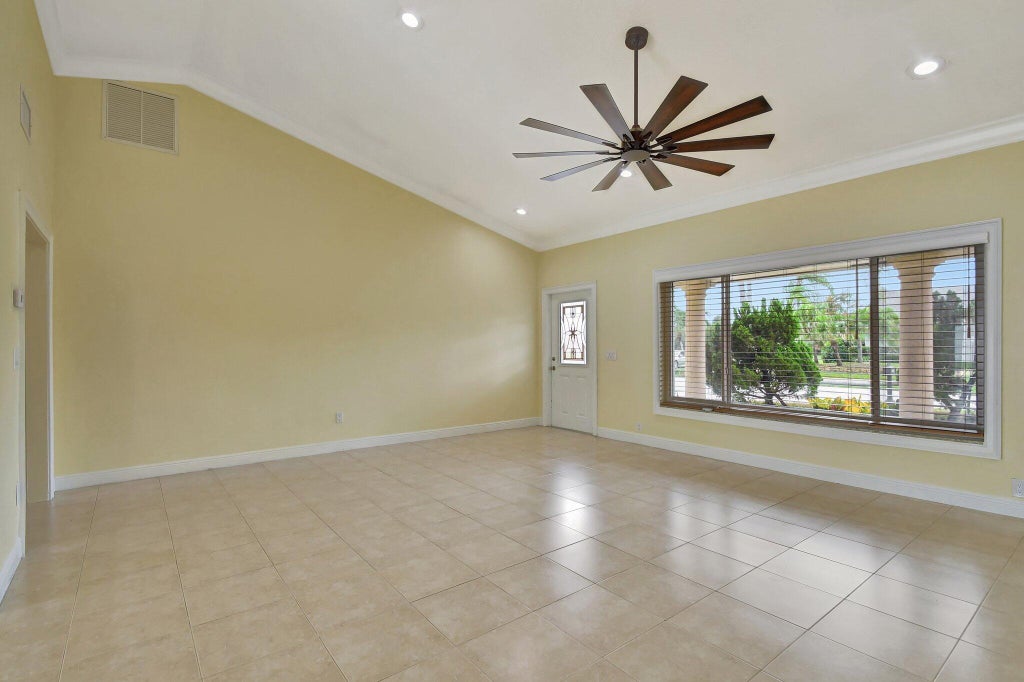 Photo of 4471 BRANDYWINE Drive, Boca Raton, FL 33487 (MLS # B26092045)
