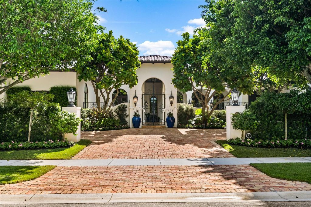 Photo of 12446 Cypress Island Way, Wellington, FL 33414 (MLS # R11135250)