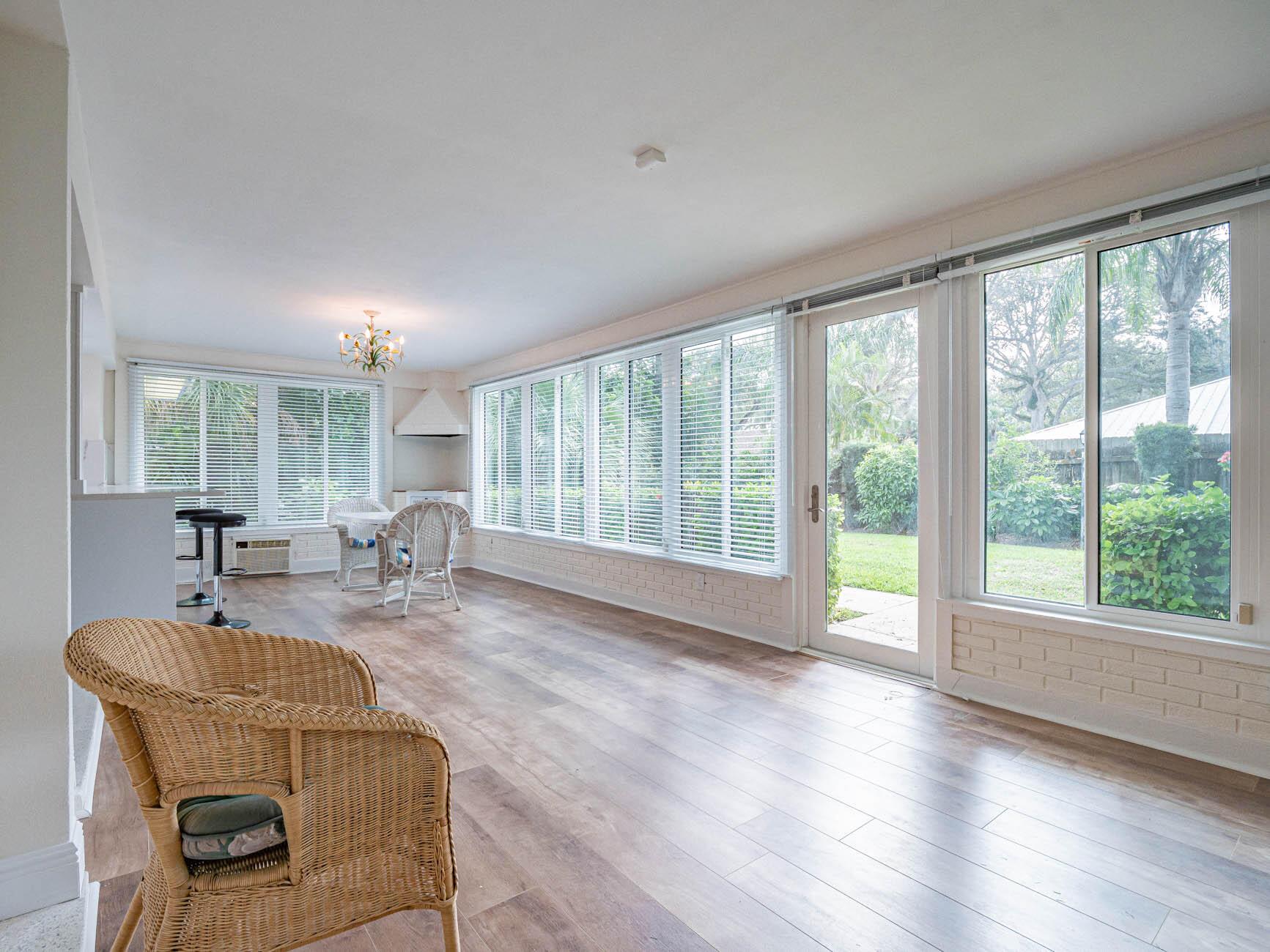 River Oak Estates - Residential Lease