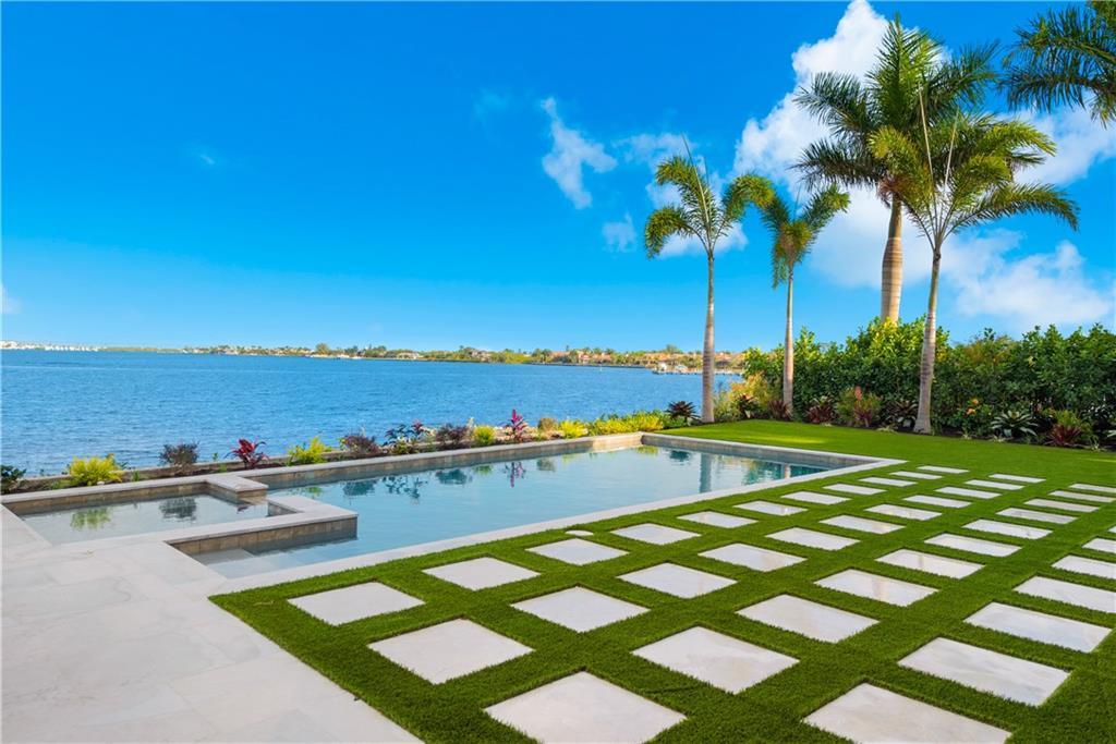 Floridian Golf Club - Residential