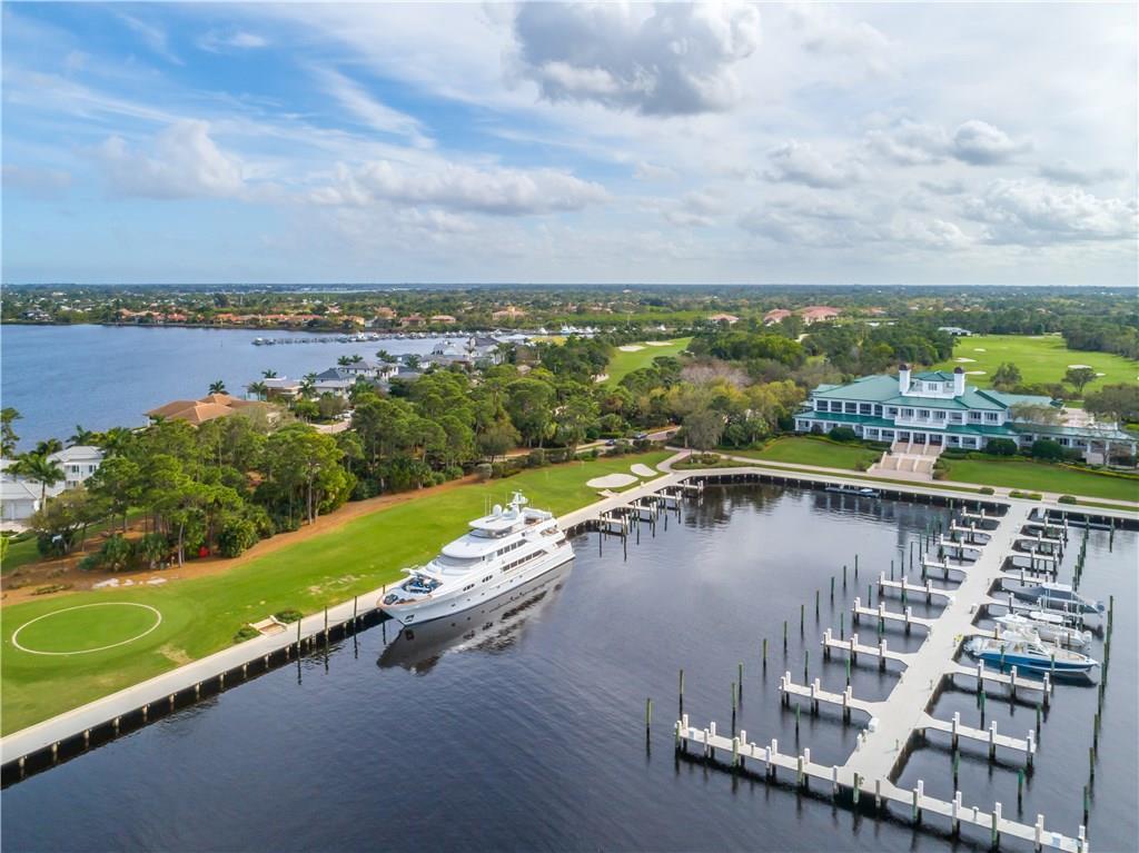 Floridian Golf Club - Residential