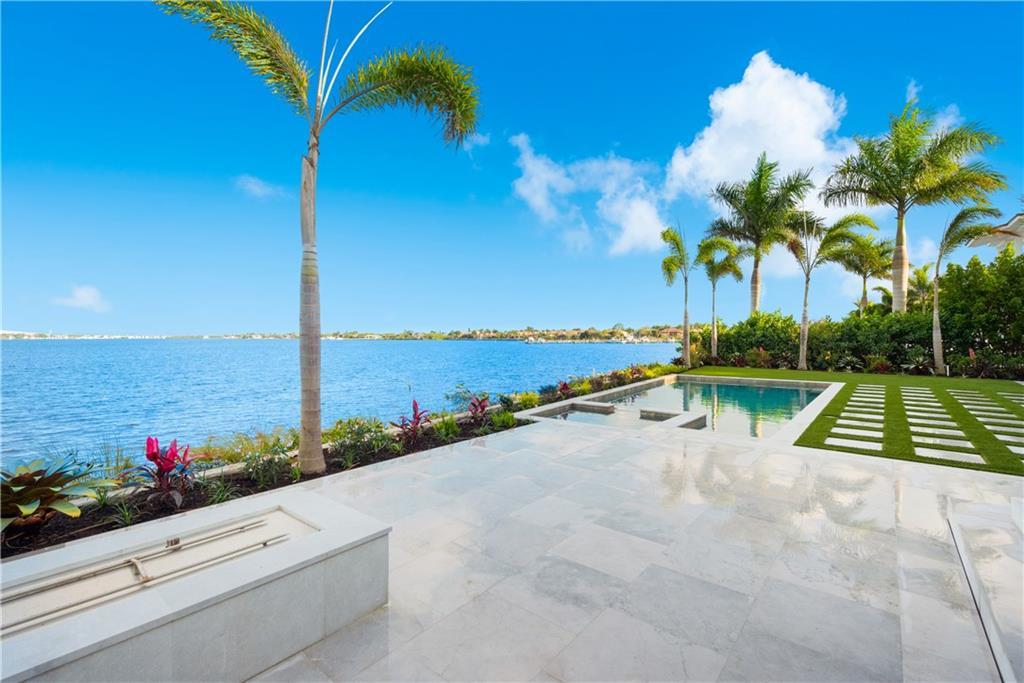 Floridian Golf Club - Residential