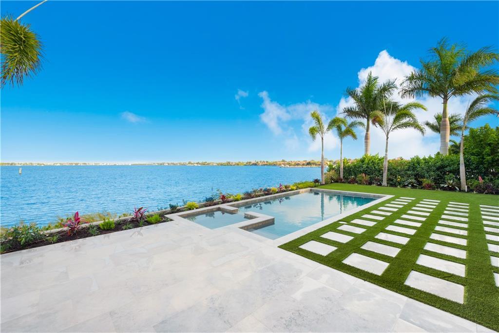 Floridian Golf Club - Residential