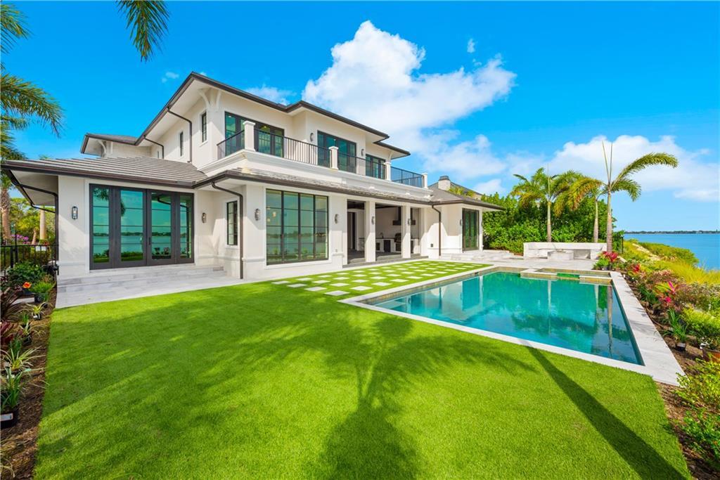 Floridian Golf Club - Residential