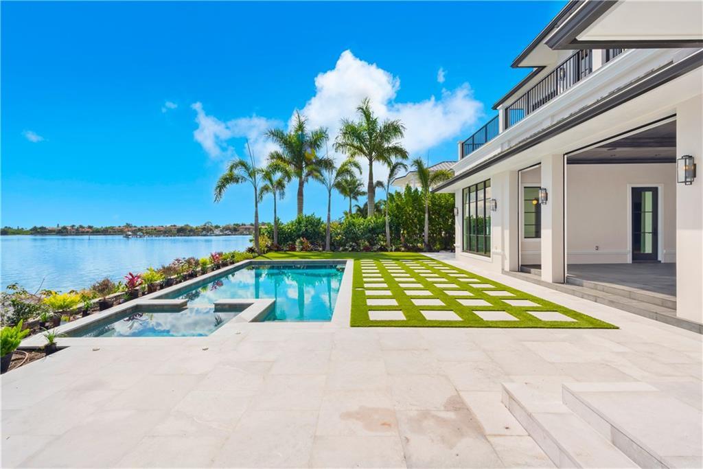 Floridian Golf Club - Residential