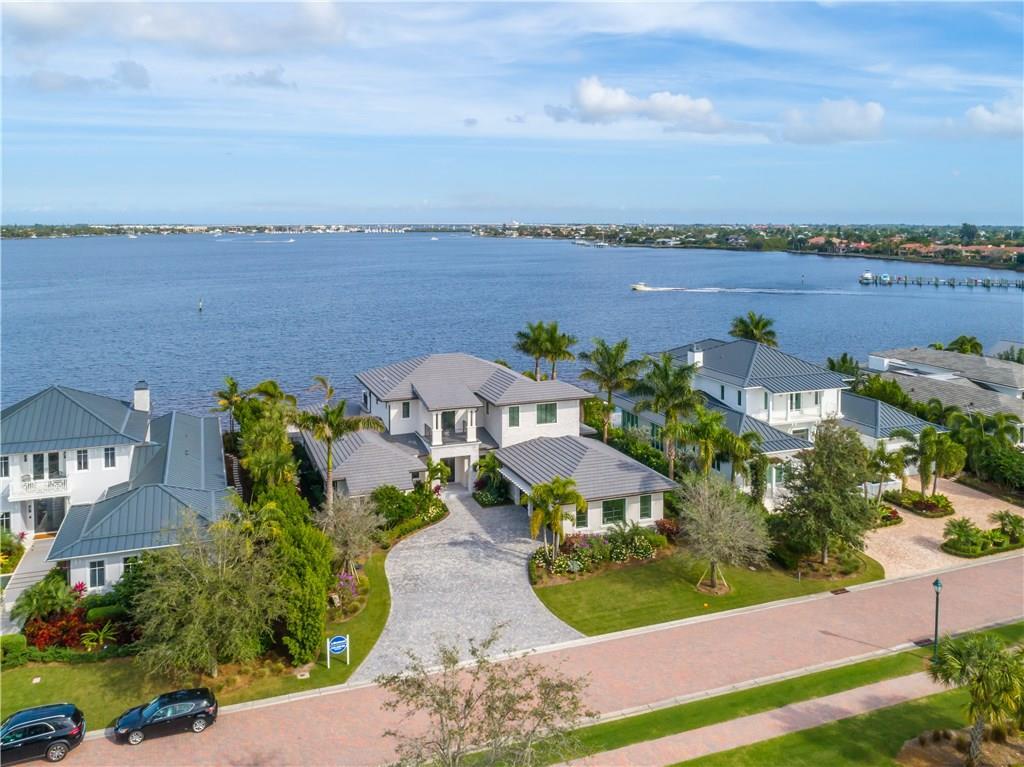 Floridian Golf Club - Residential