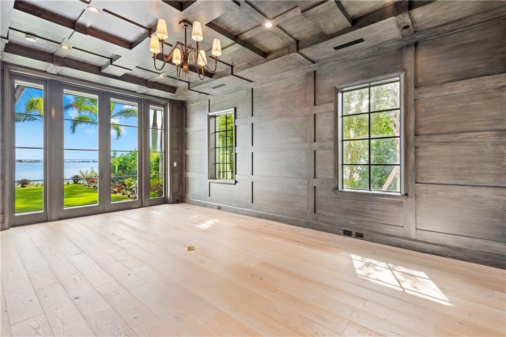 Floridian Golf Club - Residential