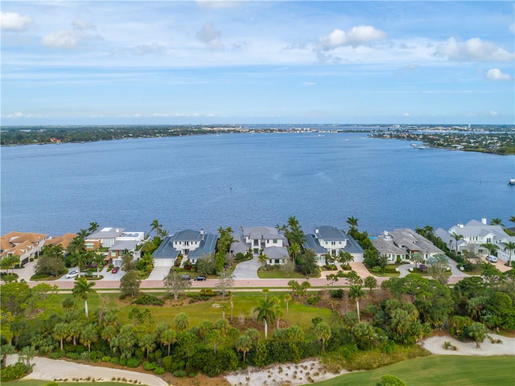 Floridian Golf Club - Residential