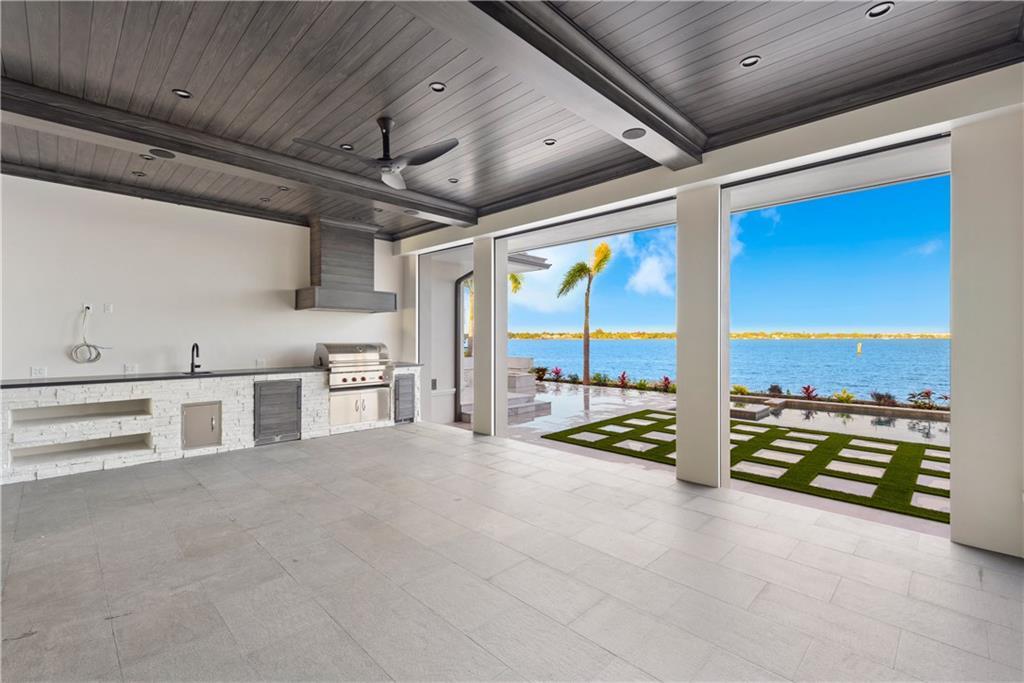 Floridian Golf Club - Residential