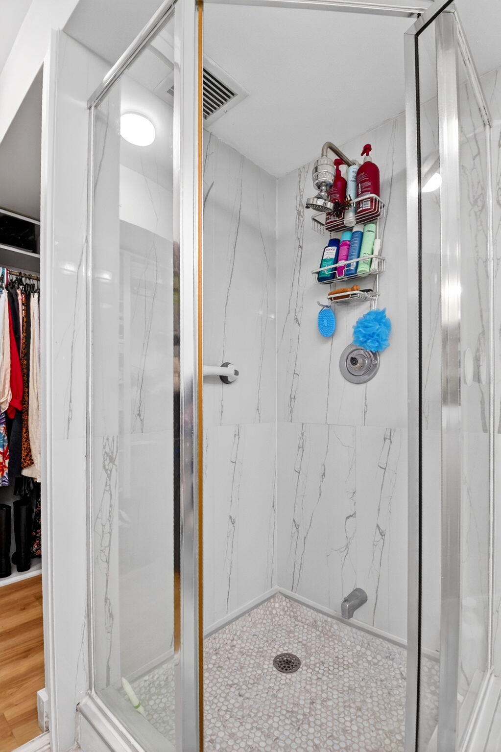 WHITEHALL VILLAGE - Residential Lease