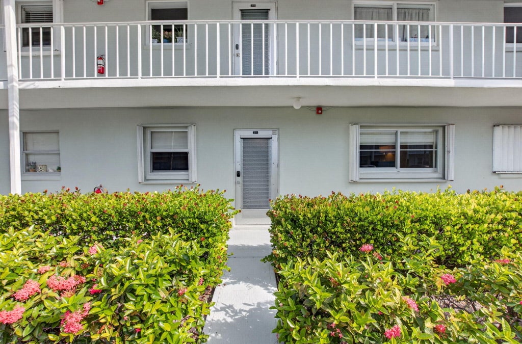 Photo of 2320 SW 22nd Avenue #211, Delray Beach, FL 33445 (MLS # B26081963)