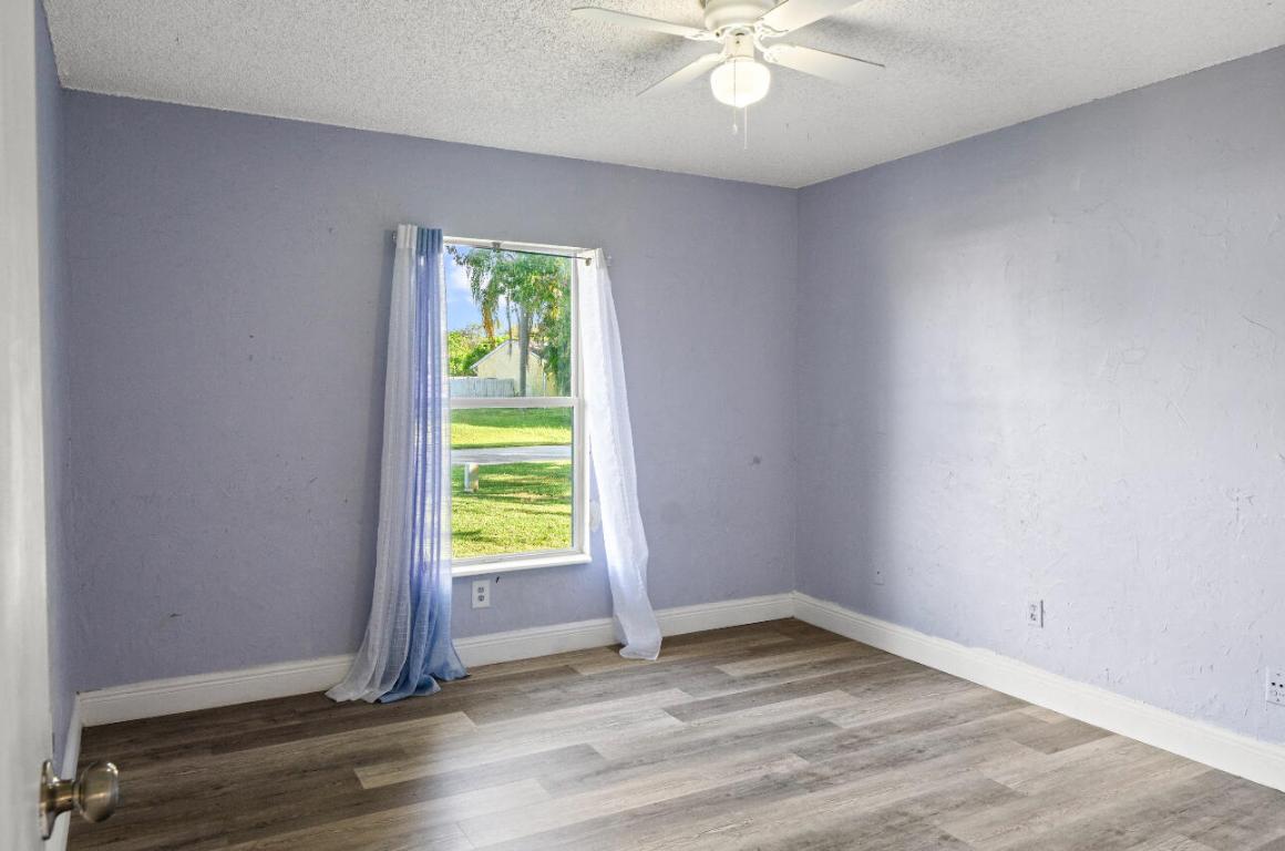 PORT ST LUCIE SECTION 30 - Residential Lease