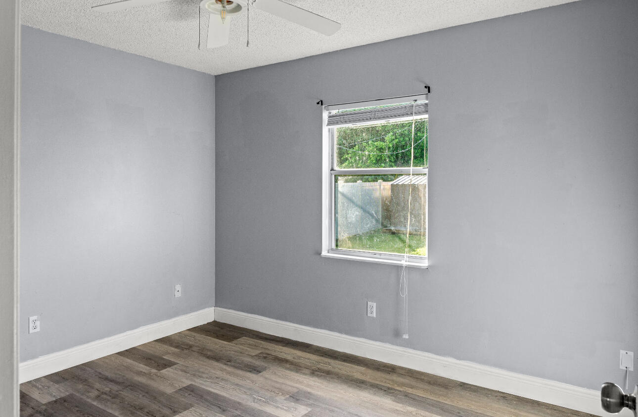 PORT ST LUCIE SECTION 30 - Residential Lease