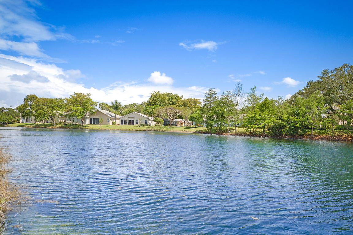 CROSSWINDS AT RIVER BRIDGE CONDO - Residential