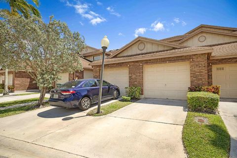300 Crosswinds Drive D1 Greenacres FL 33413