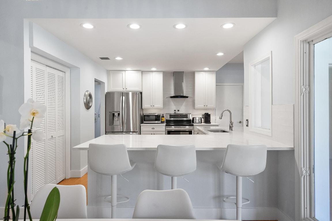 IRONWOOD IN MARINER SANDS - Residential