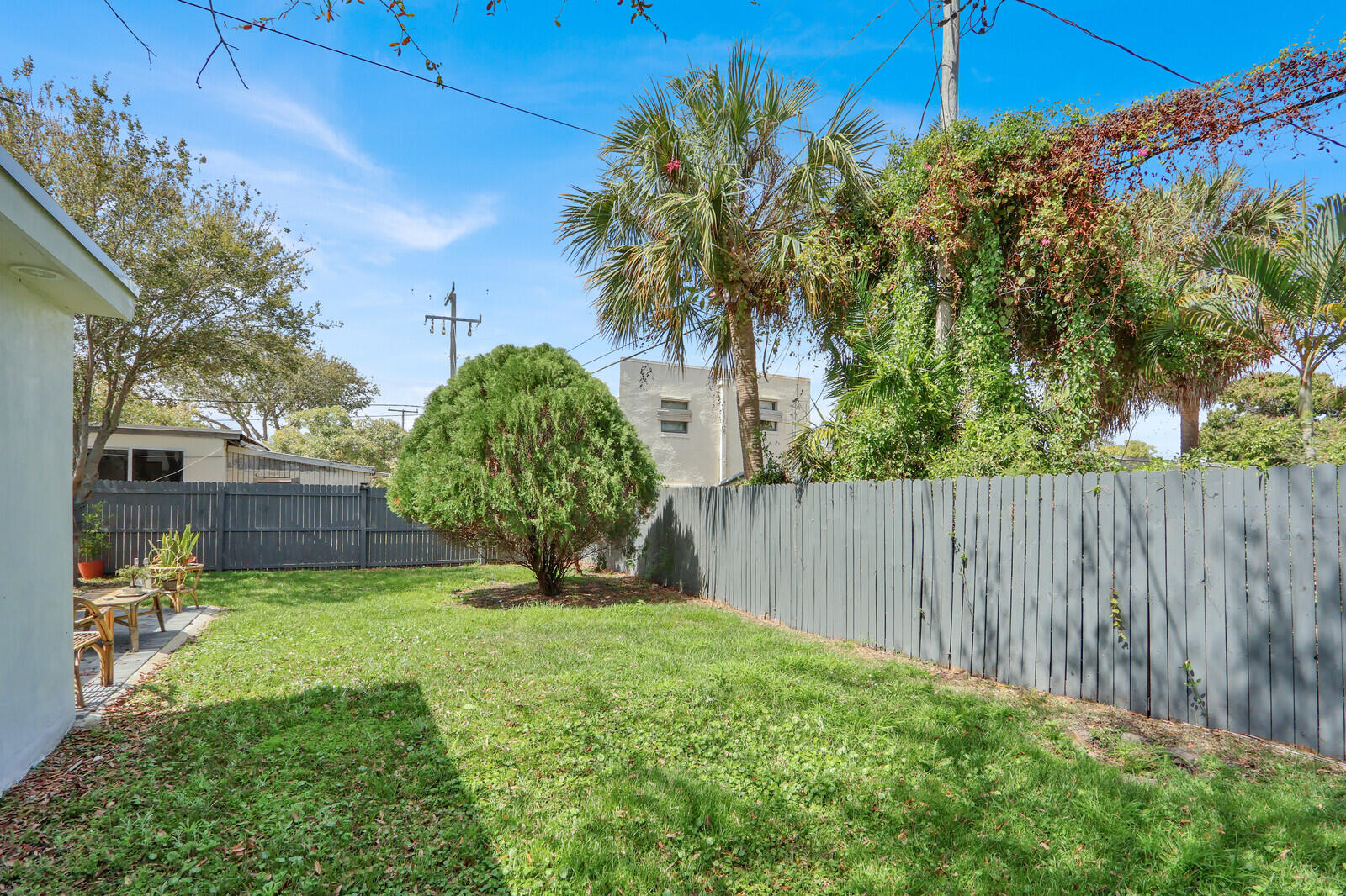 NORTH PALM BCH 3 - Residential