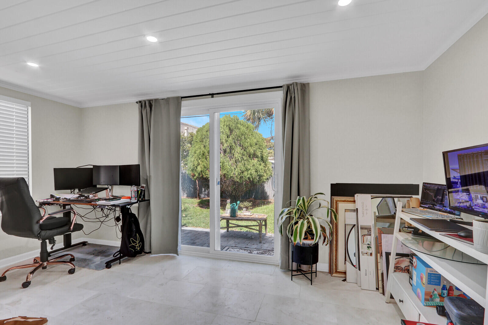 NORTH PALM BCH 3 - Residential