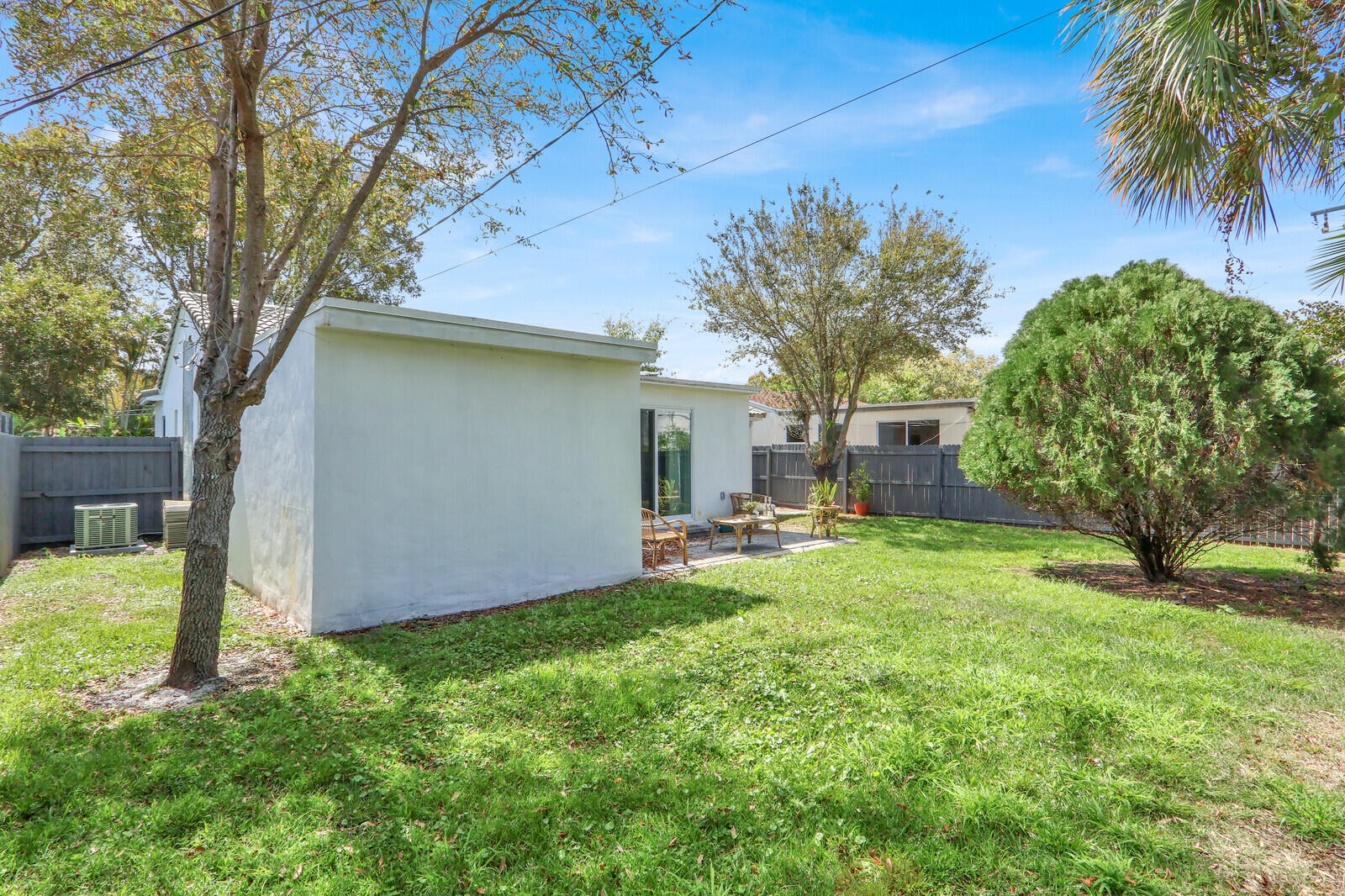 NORTH PALM BCH 3 - Residential