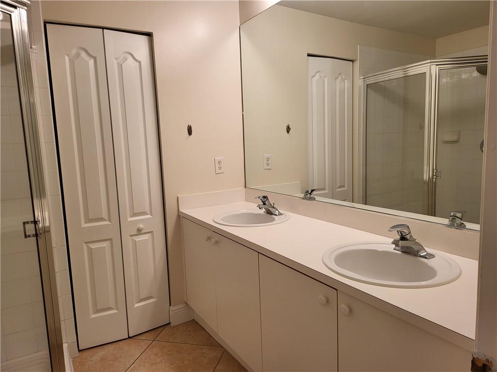 Sawgrass Exchange 165-2 - Residential Lease