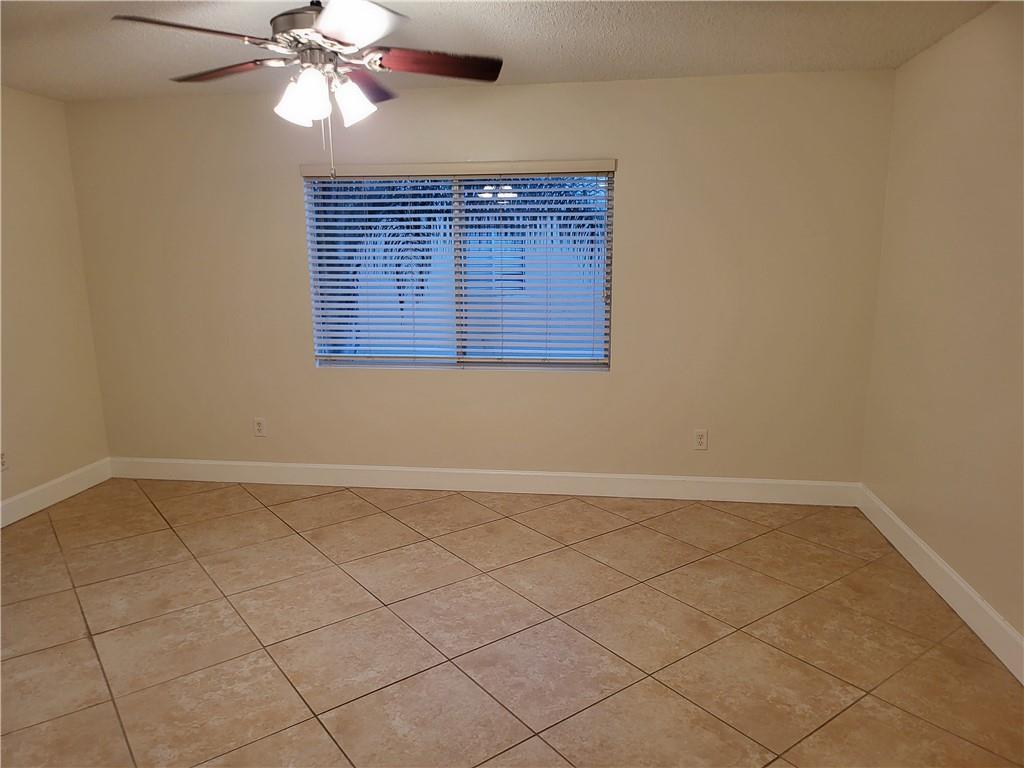 Sawgrass Exchange 165-2 - Residential Lease