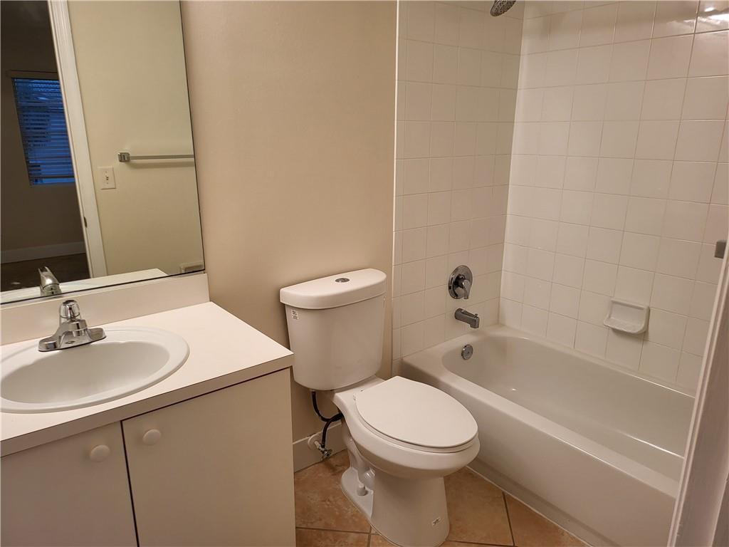 Sawgrass Exchange 165-2 - Residential Lease