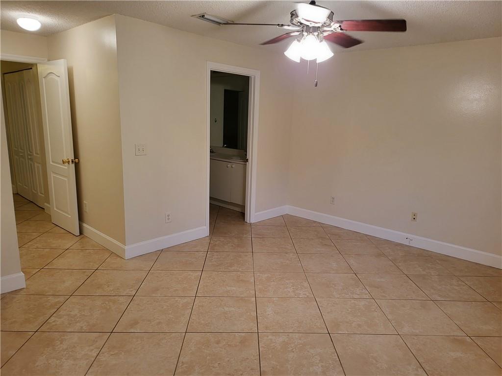 Sawgrass Exchange 165-2 - Residential Lease