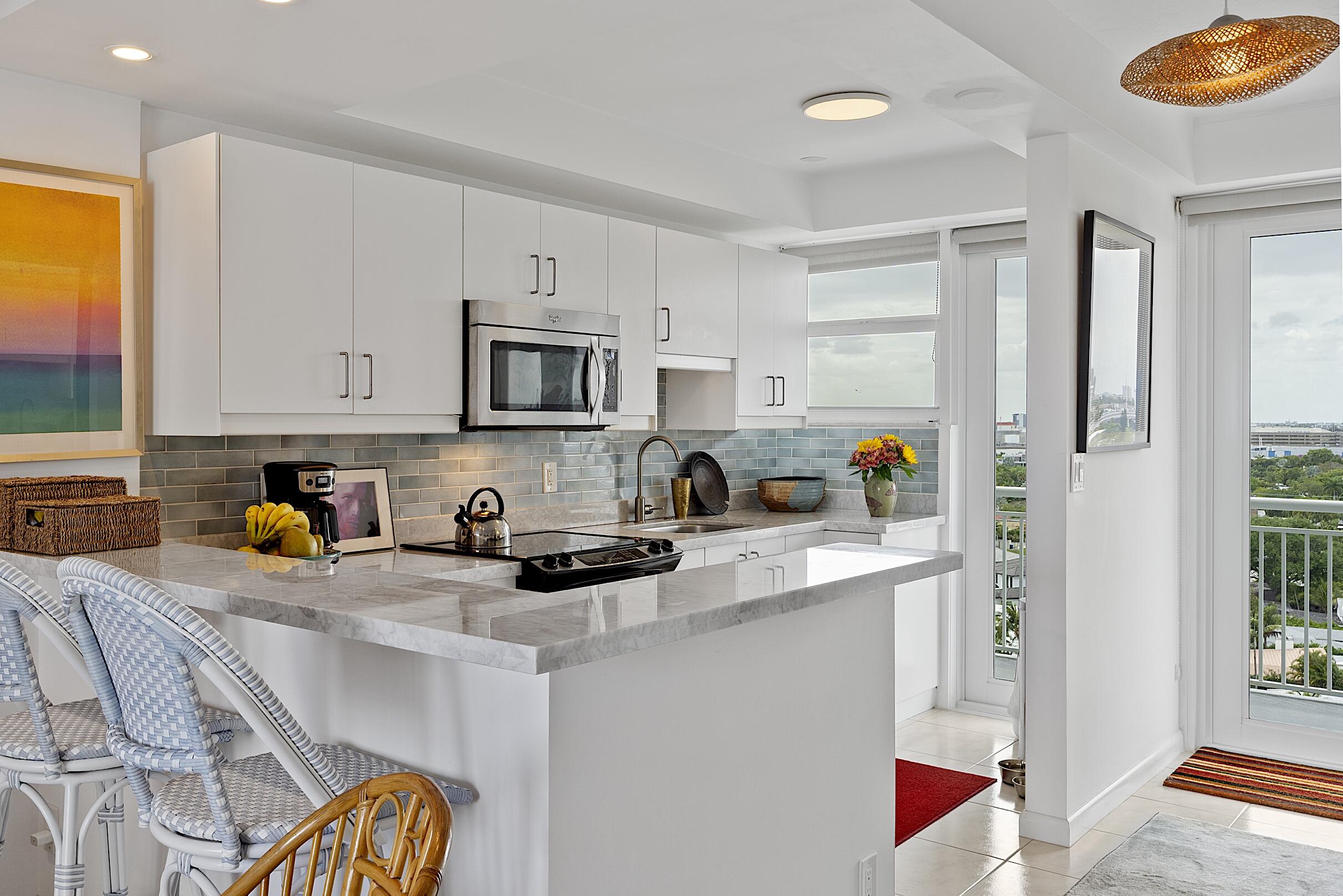 1920 S Ocean Drive 1207