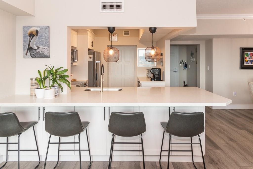 Tides at Bridgeside Sq - Residential