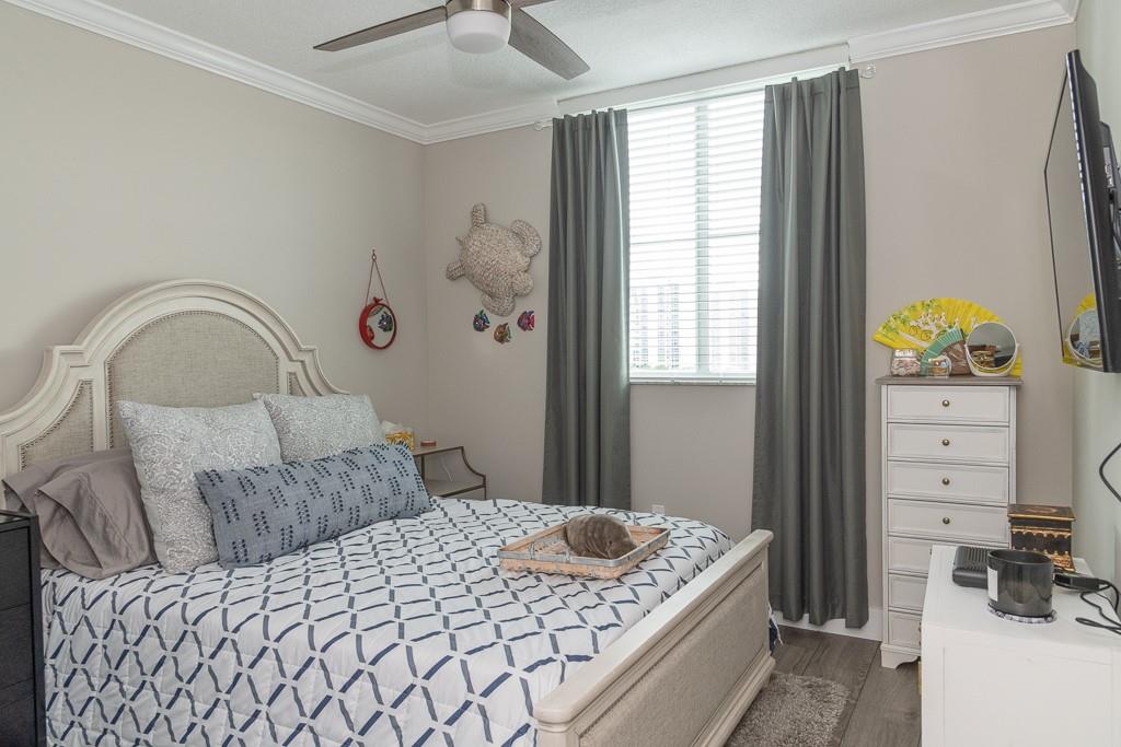 Tides at Bridgeside Sq - Residential