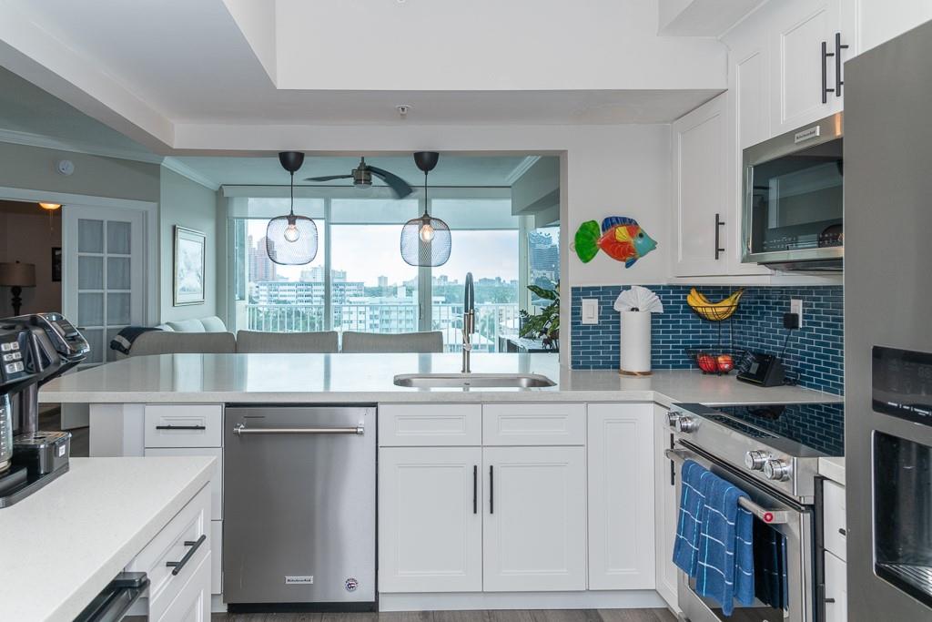 Tides at Bridgeside Sq - Residential
