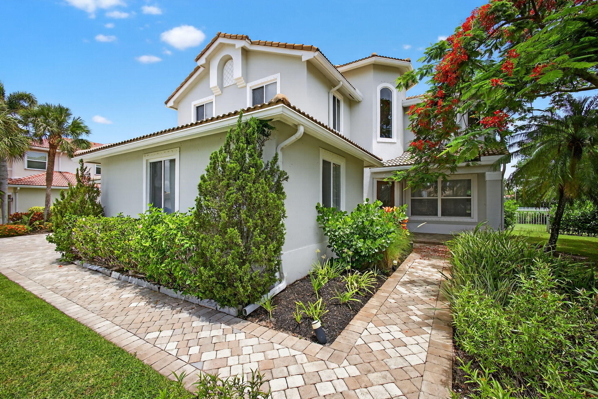 11587 MANATEE BAY Lane