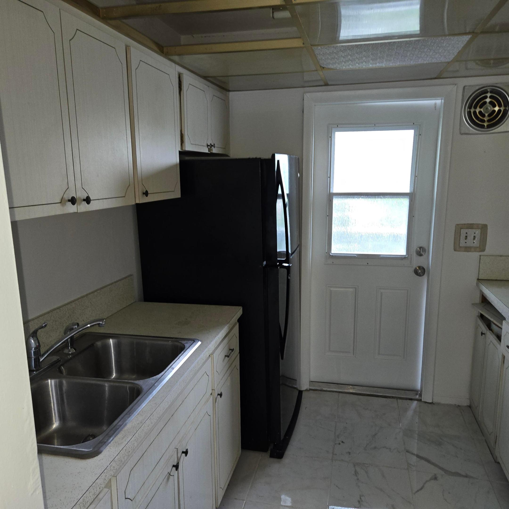 WOODSTOCK LODGE CONDO - Residential
