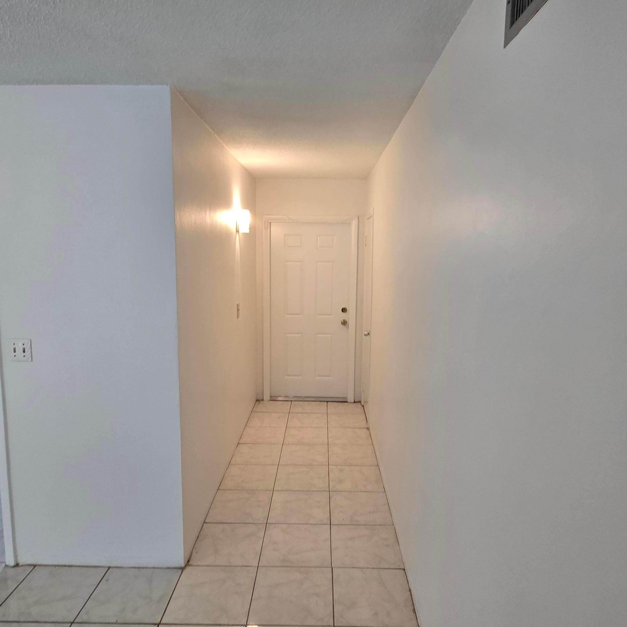WOODSTOCK LODGE CONDO - Residential