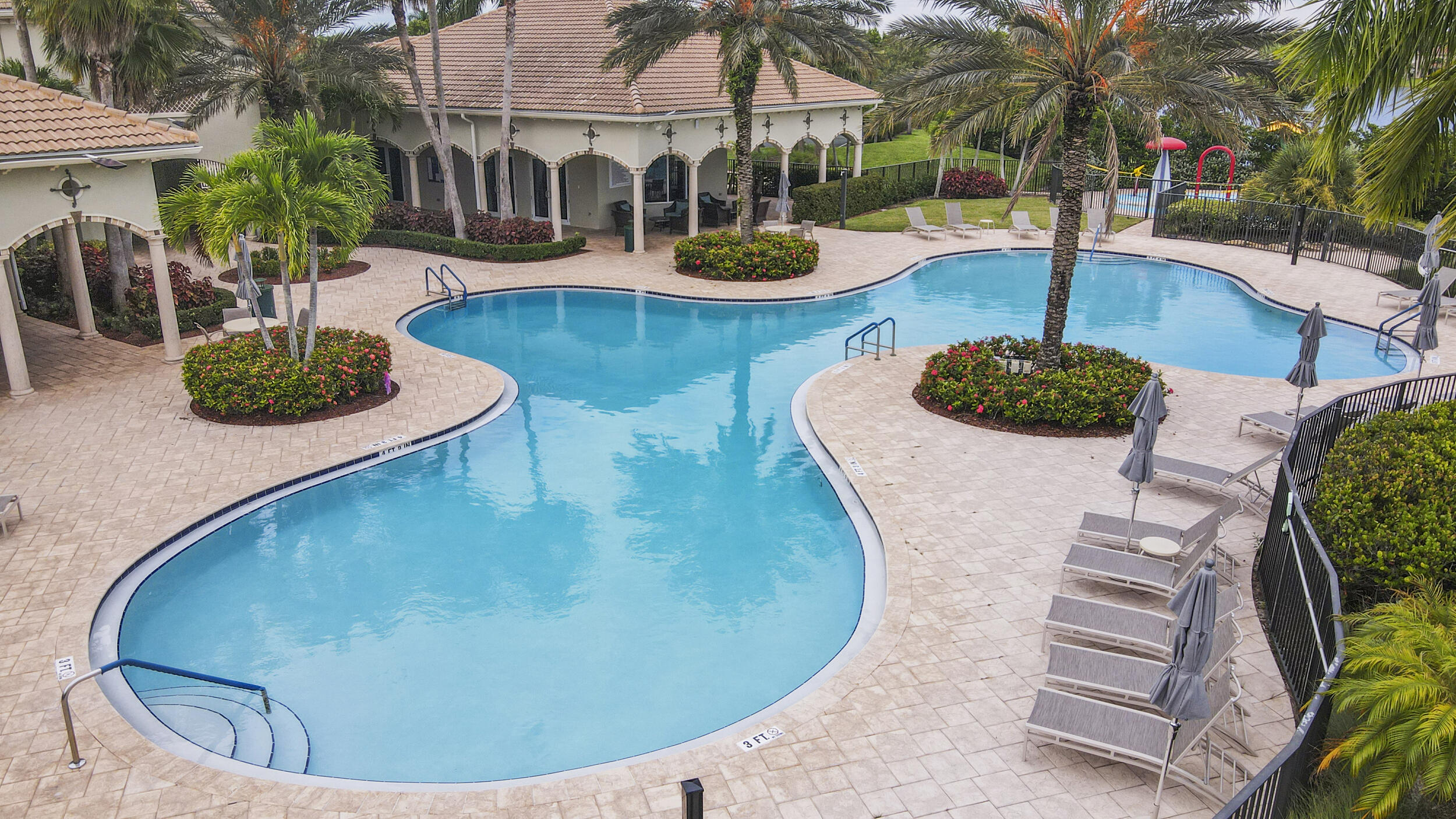 VIZCAYA FALLS PLAT 1 - Residential