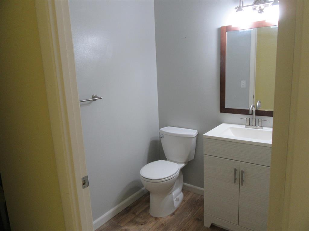 GOLDEN LAKES VILLAGE CONDO G - Residential