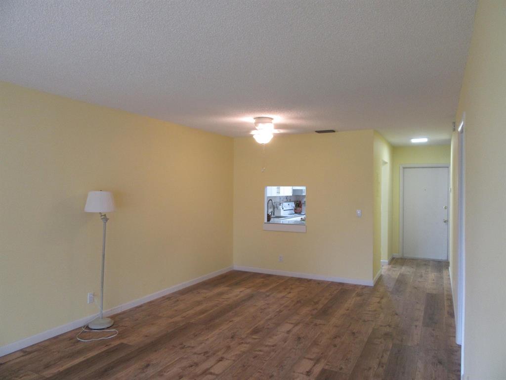 GOLDEN LAKES VILLAGE CONDO G - Residential