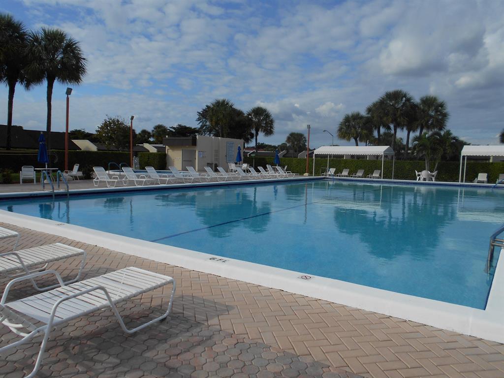 GOLDEN LAKES VILLAGE CONDO G - Residential