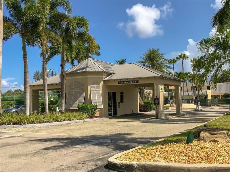 Boca Bayou - Residential