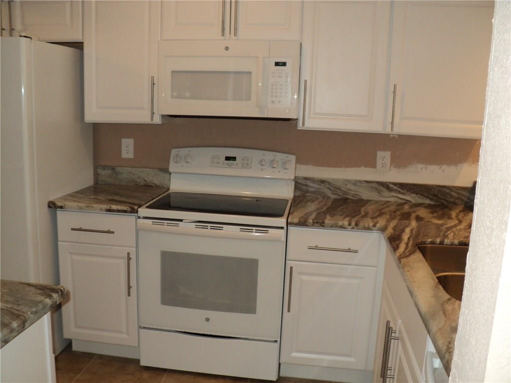 Boca Bayou - Residential
