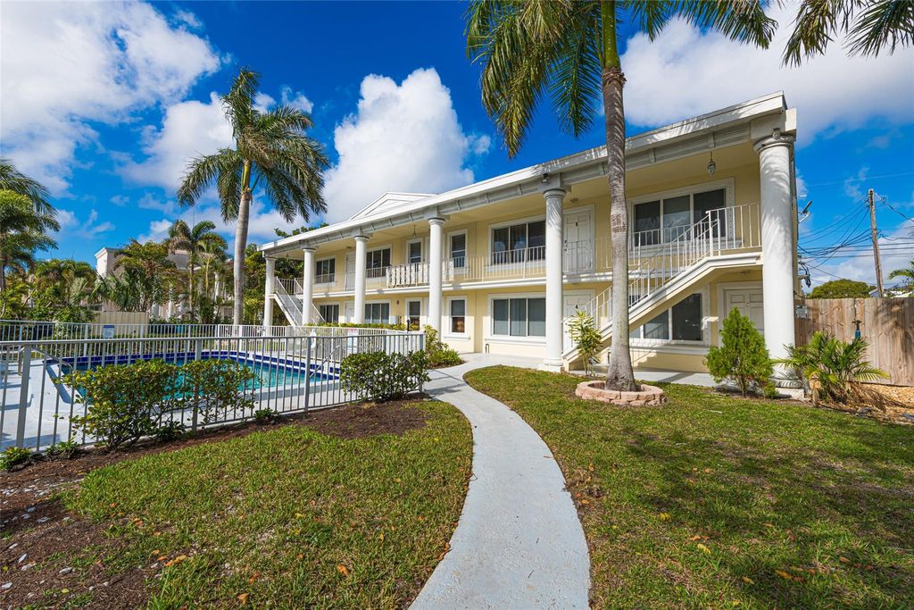 Photo of 4525 NE 21st Avenue #7, Fort Lauderdale, FL 33308 (MLS # F10556529)