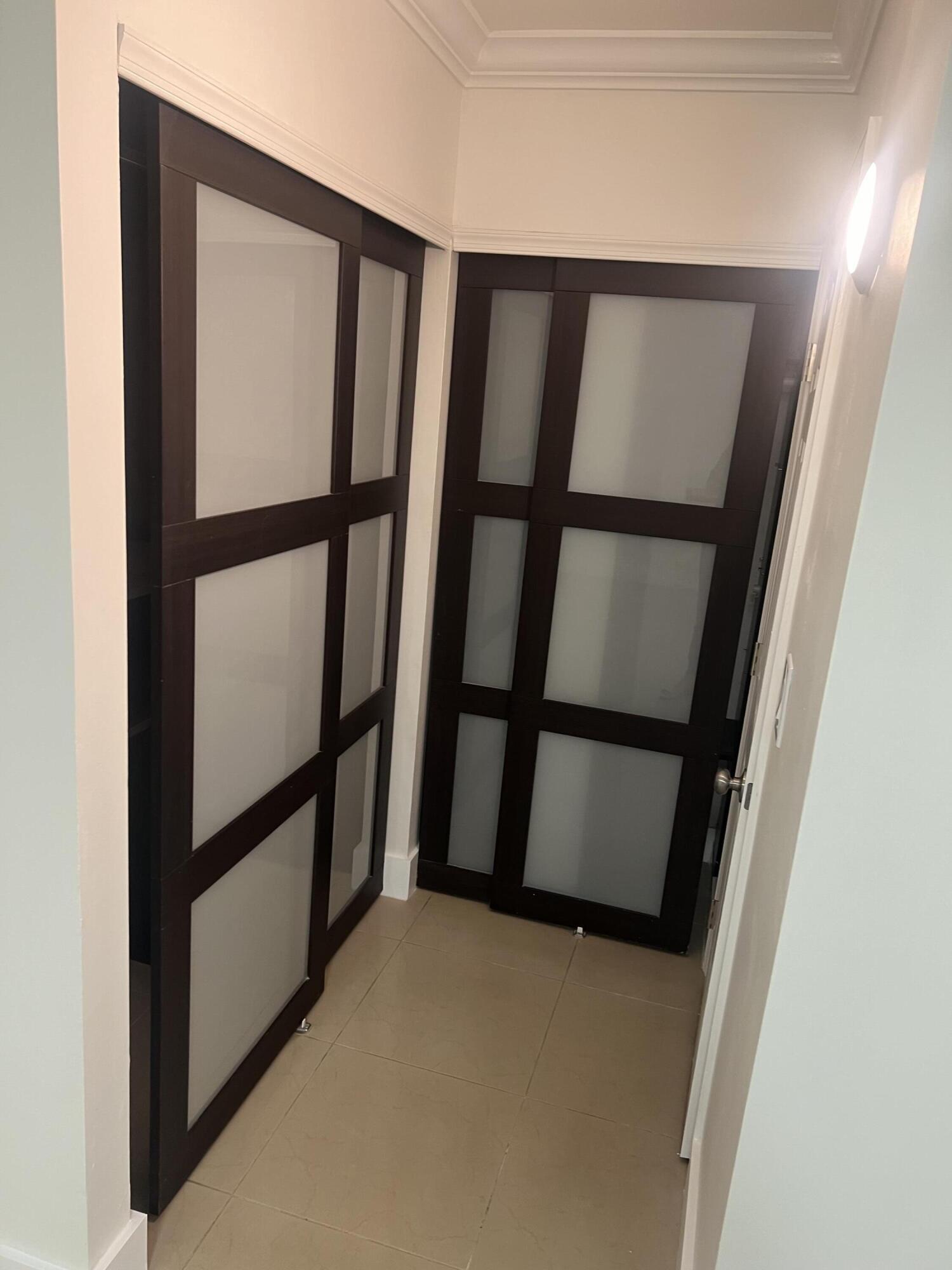 LAURELS AT SHERWOOD CONDO - Residential