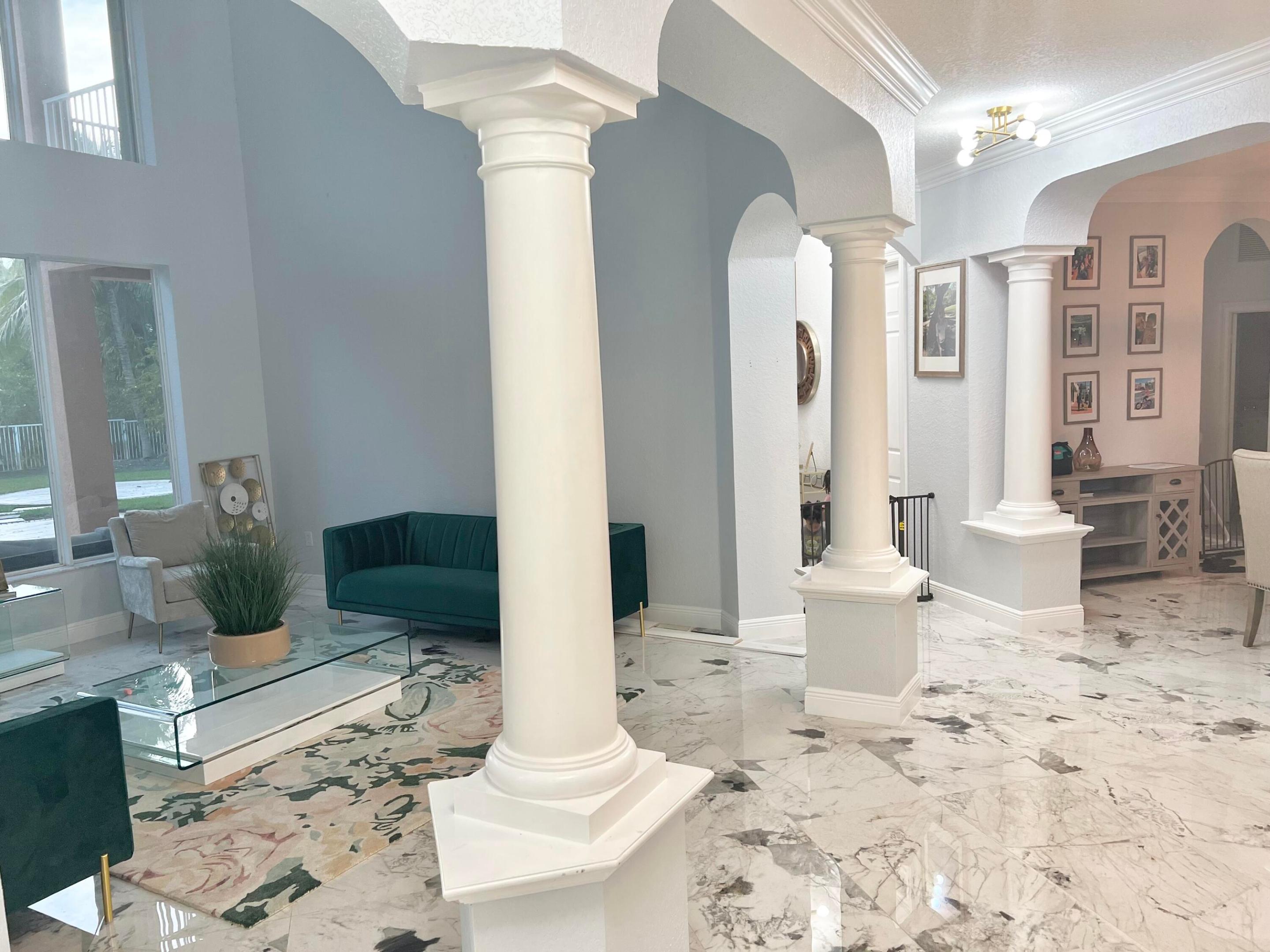 SUNSET LAKES PLAT TWO - Residential