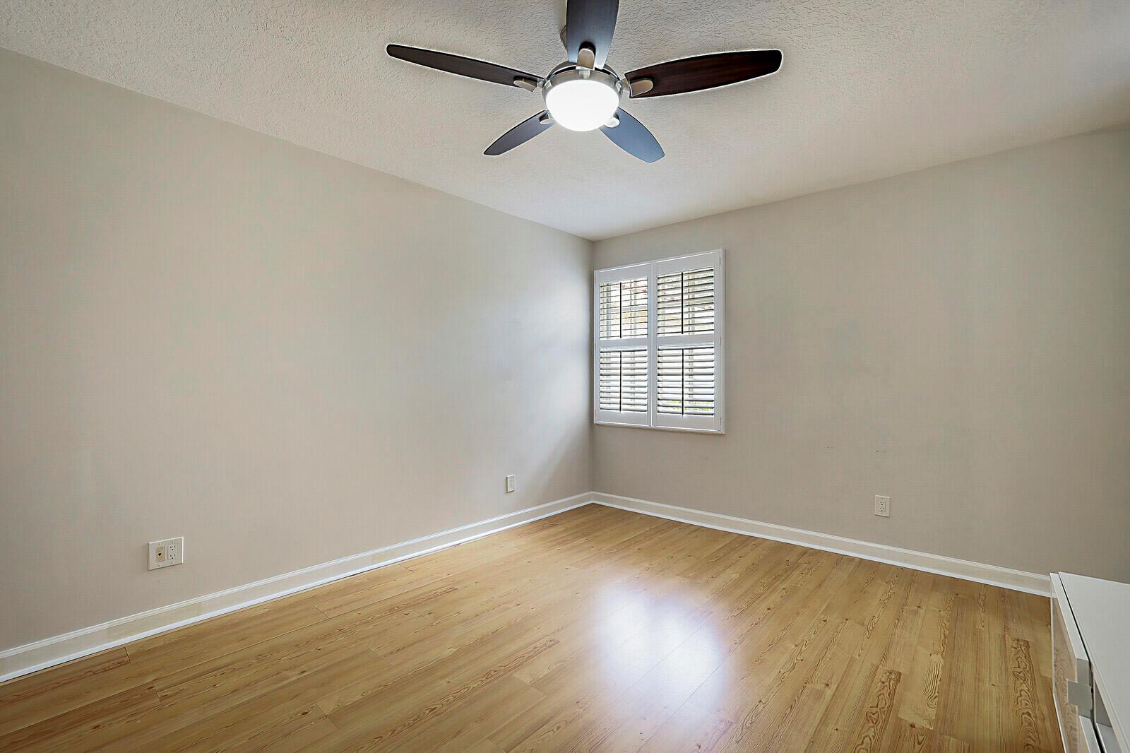 Riverwalk - Residential